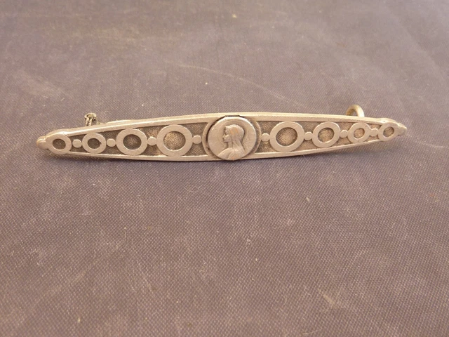 Ancienne Broche En Jade (?) - Distintive Gifts - Vert