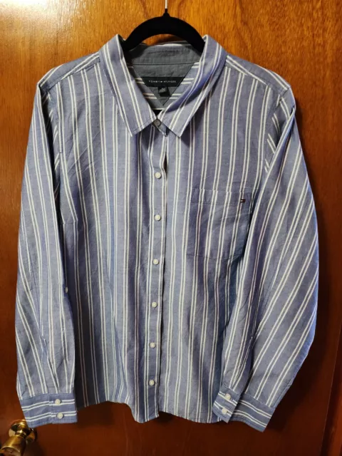 Women's XL Tommy Hilfiger Blue/White Stripe Long Sleeve Button Down Shirt