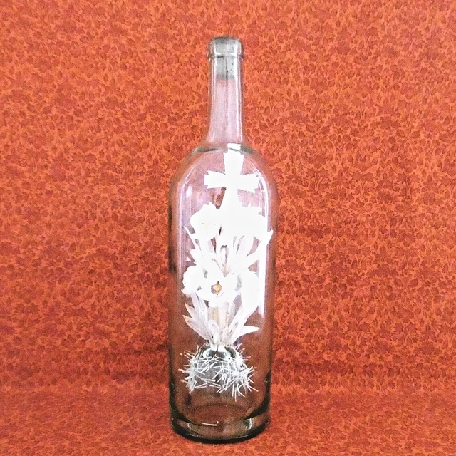 Ancienne rétro grande bouteille en verre incurvé brun avec bouchon en