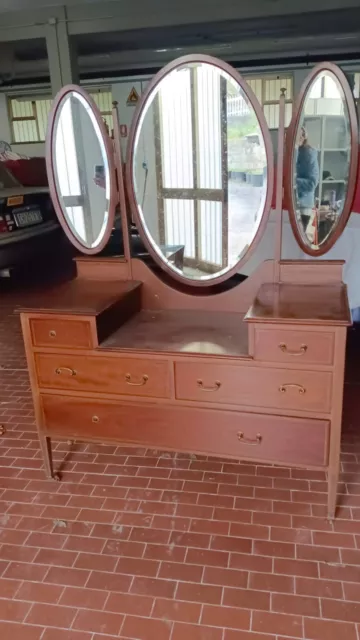 Toilette Antica Con Tre Specchi Ovali Regolabili E Cassetti,  In Legno