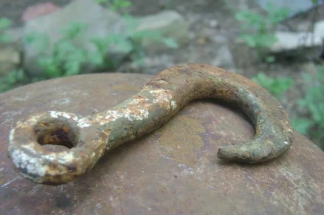 Antique Hand Forged Iron Hook Maine Barn RUSTIC Shabby