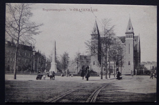 ET444B) CPA PAYS BAS NETHERLAND GRAVENHAGE Regentesseplein