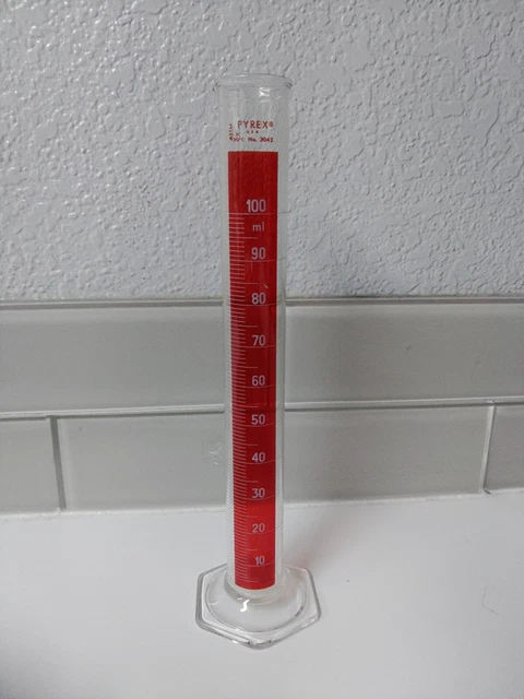 PYREX CORNING 100ml GRADUATED CYLINDER BEAKER 3042 USA RED HEX BASE GLASS VTG