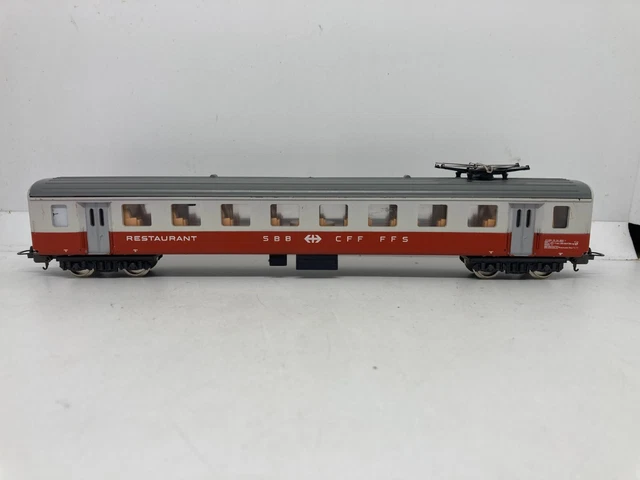 Locomotive Re 4/4 I CFF 10050 version TEE Lima HO CC neuve. (Neuf avec