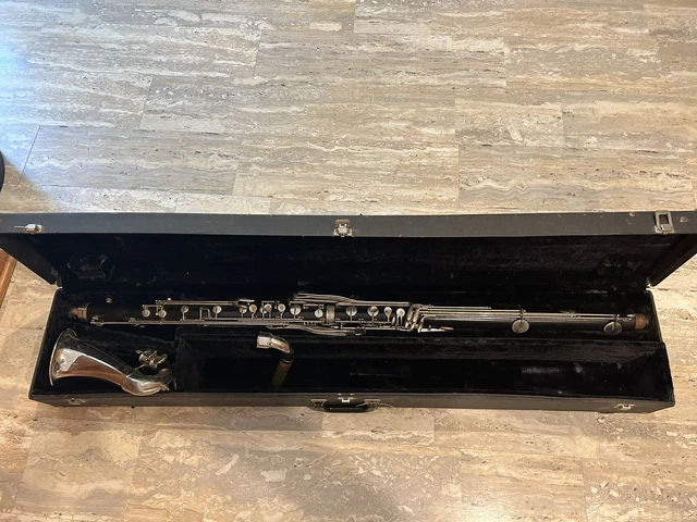 PLAYABLE Selmer USA Bundy Eb Contra-alto Clarinet PLAYABLE Selmer USA Bundy Eb Contra-alto Clarinet