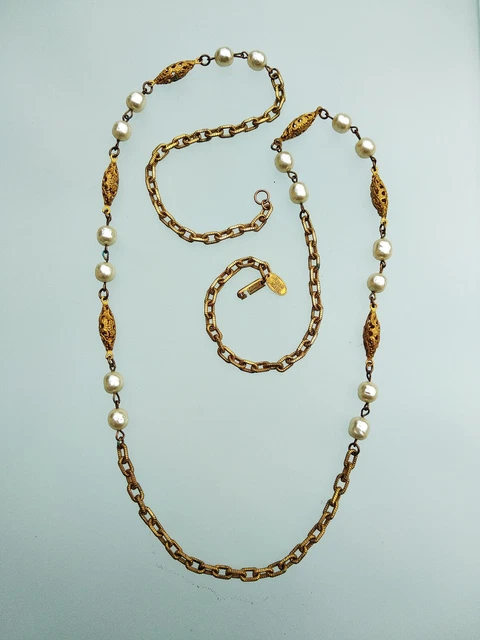Ancien Collier Sautoir En Cuivre Et Verre, Couleur Beige, Vintage