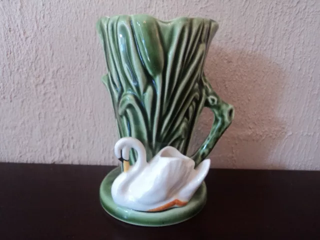 Vintage (Sylvac-England) Pottery Swan Spill Vase - Gorgeous Item.