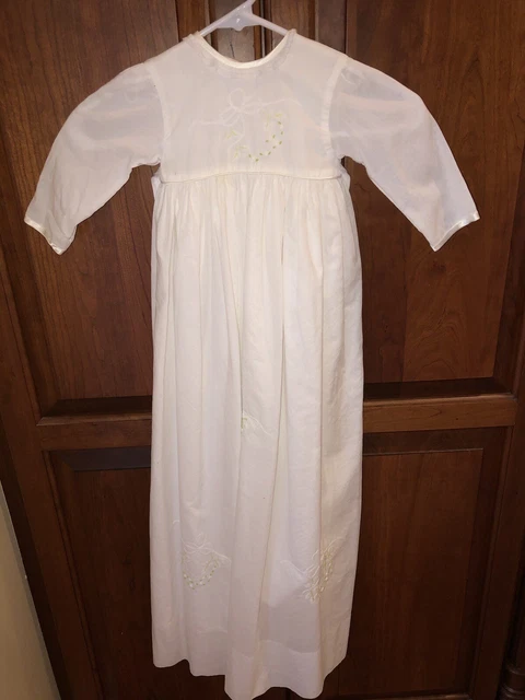BESAS DEL CIELO Long Baby Christening Gown Irish Handmade Shamrocks NEW $400 WOW