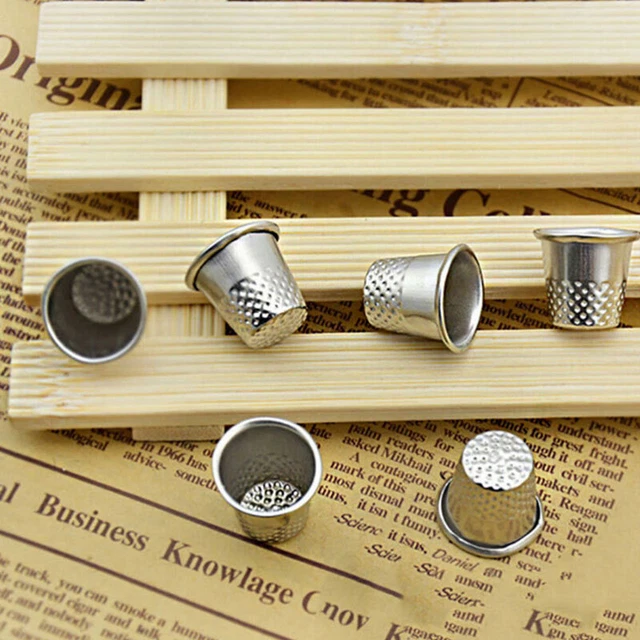 10x Vintage Dedo Costura Grip Pin Aguja Dedo Metal 8I9E G3O6 Nuevo N4H0
