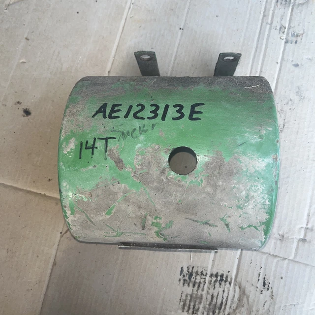 John Deere 14T Small Baler  Shield AE12313E