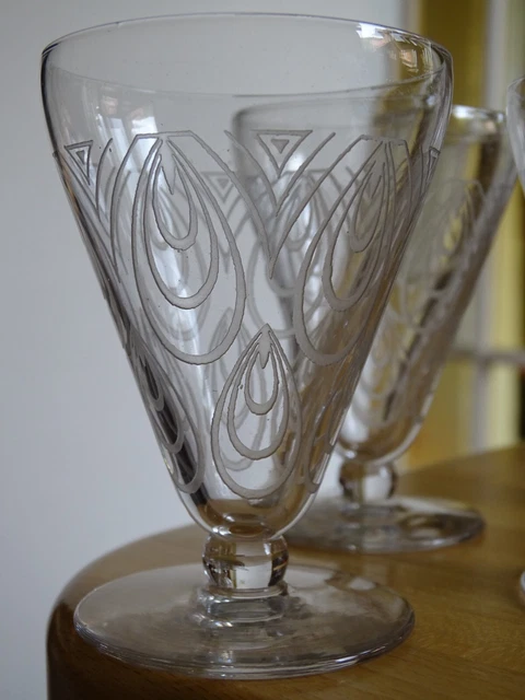 4 ANCIENS VERRES A VIN BLANC CRISTAL ST LOUIS MODELE ASTRIDE ART DECO 9 cm