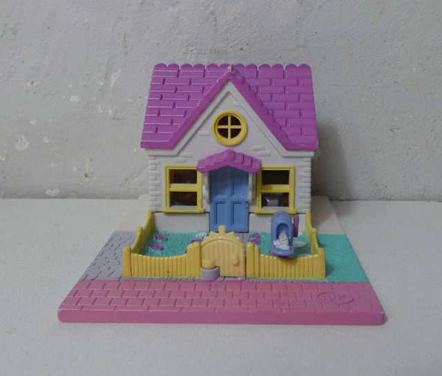 Polly Pocket Lucy's Dream Cottage Avec Accessoires – BlueBird – Occasion