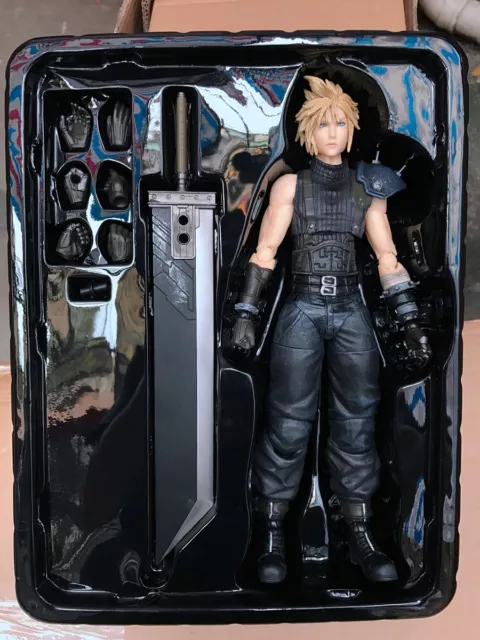 Play Arts Kai Final Fantasy VII Remake Cloud Strife PVC Action Figure New In Box