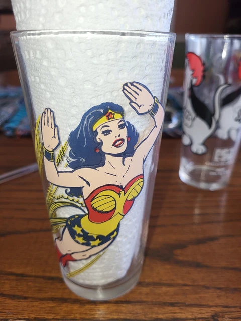 Pepsi Collector Series Drinking Glass Wonder Woman DC Comics Super Hero 1978