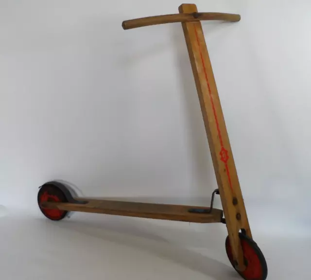 Original Vero Baby Roller Holzroller DDR Spielzeug  Kinderroller 50er Tretroller