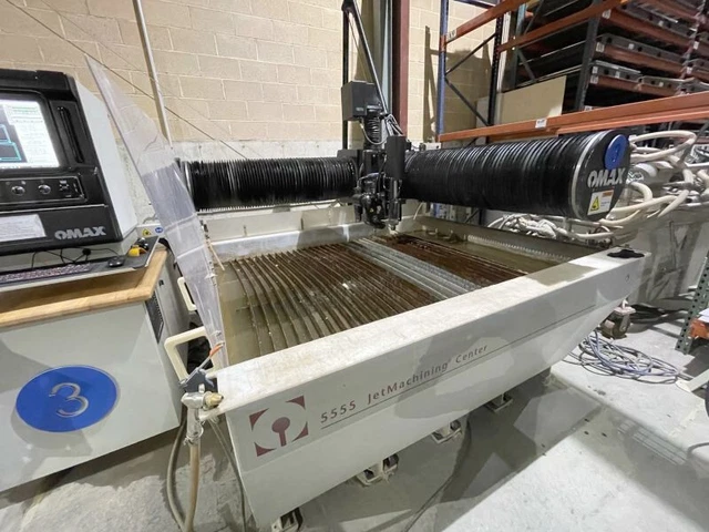 2018 4' 7" x 4' 7" Omax 5555 Jetmachining Center CNC Waterjet W/ Tilt-A-Jet