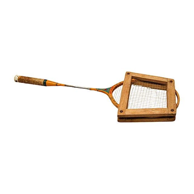 Très Ancienne Raquette de tennis en bois Surrey TB état ( collection - Sport & Plein air
