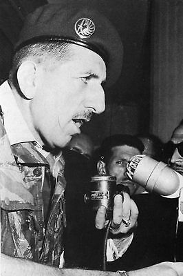 Militaria Algérie 1958 De Gaulle fait la tournée des popotes 