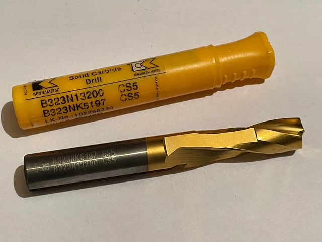 1pc CARBIDE DRILL KENNAMETAL B323N13200 / B323NK5297 CS5 D13.2 Ø13.2 L107mm