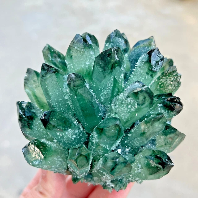 549G New Find green Phantom Quartz Crystal Cluster Mineral Specimen Healing
