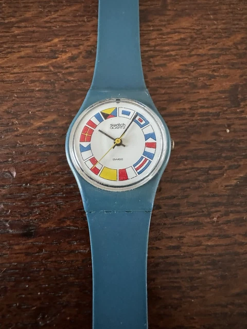 VINTAGE 12 FLAGS Swatch Womens Watch 25mm Nautical Flags  display picture 3