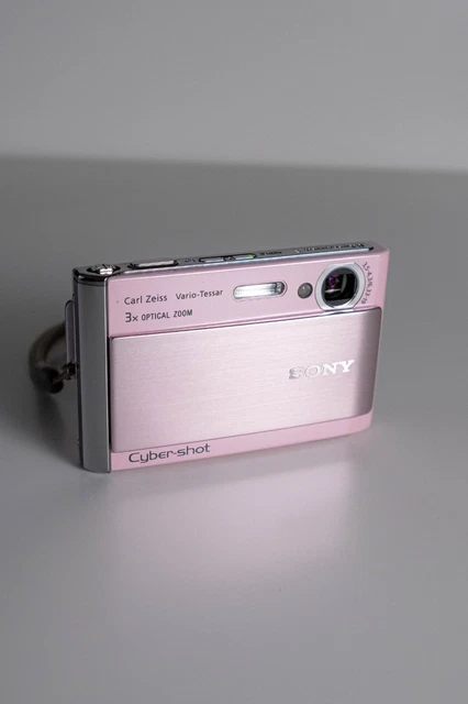 Sony Cybershot DSC-T70 Pink - LIKE NEW - RARE