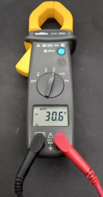Multimètre numérique avec pince ampèremétrique