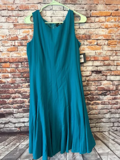 New Ellen Tracy womens Sleeveless Dress 10 Lagoon Teal Princess Cut Knee Length