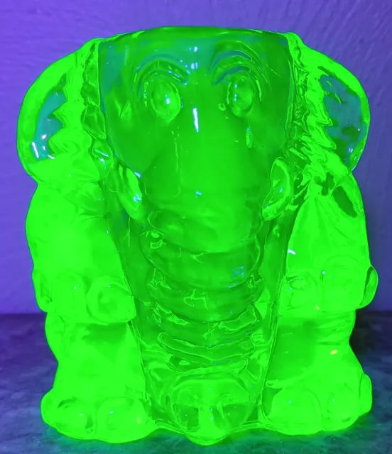 Key Lime Green Glass Elephant Toothpick Holder - Really Cool WILL GLOW