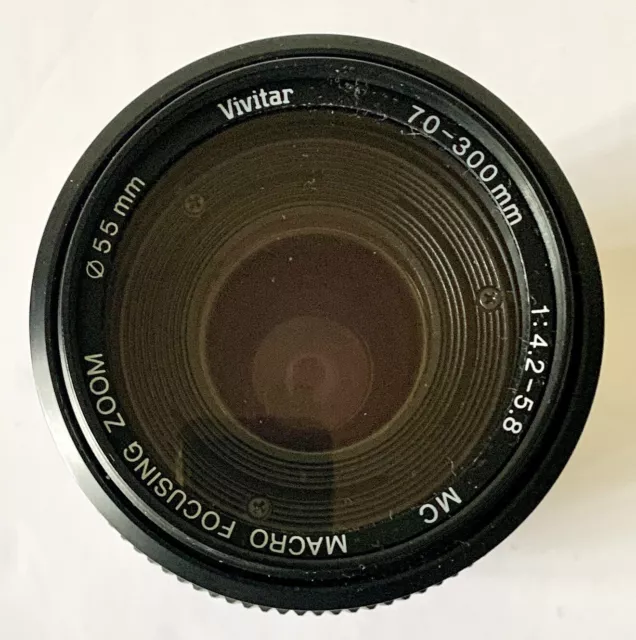 Vivitar 70-300mm 1: 4.2-5.8 MC Macro Focusing Zoom Photo Lens