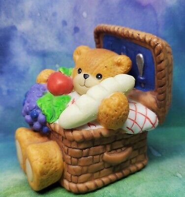 Enesco Lucy and Me Lucy Rigg Bear as picnic basket