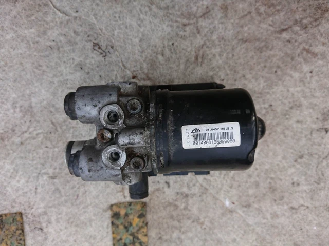 Jaguar Xj6, X300, Xjr 1994-2003  Abs Control Brake Pump With Module Mna5920Ab