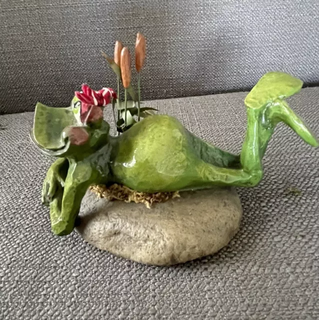 Redneck Frog on Rock Statue Signed BJ Jones 1053/5000