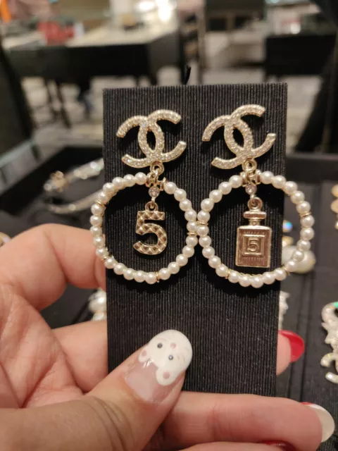 Chanel Vintage Rare Gold Turnlock Pearl Drop Earrings – Classic