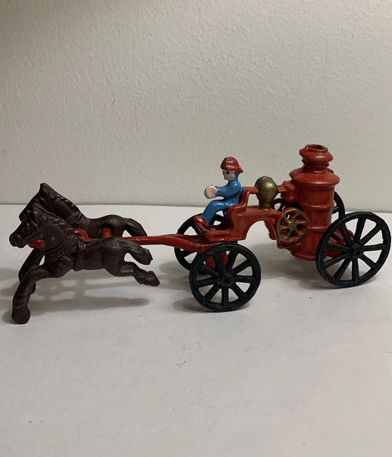 Cast Iron Toy Pumper Fire Truck With 2 Brown Horses