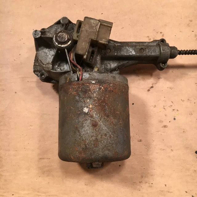 OEM TRIUMPH MG MGB Windshield Wiper Motor LUCAS 75652B Dated March 1969