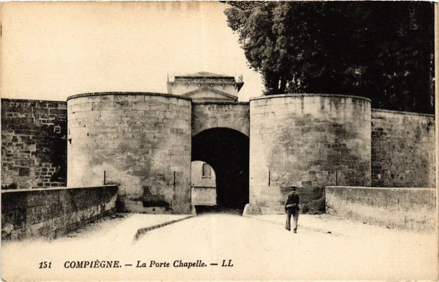 CPA AK COMPIEGNE - La Porte Chapelle (423547)