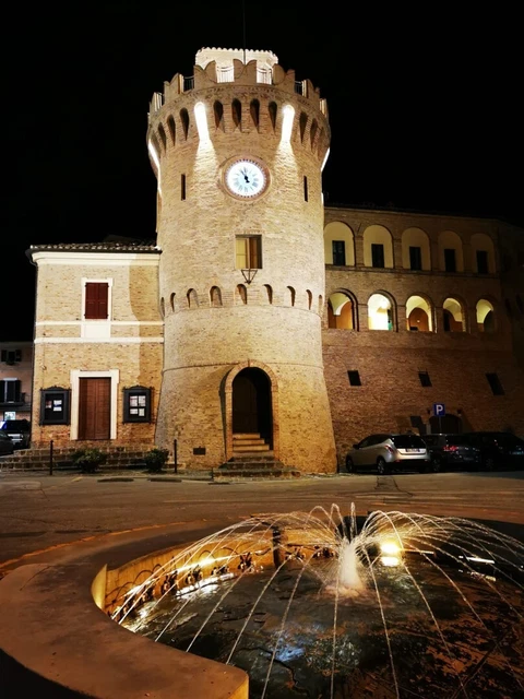 Haus Italien Adria - Flughafen und Bahn in der Nähe - Senigallia Strände nah ...