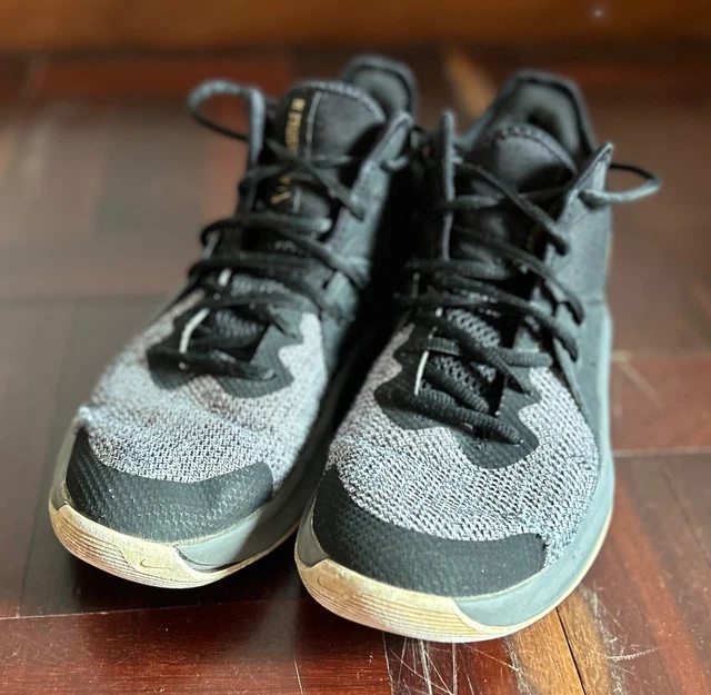 Nike Air Versatile III Size EU 43 Sneakers Rubber