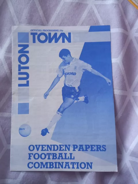 LUTON TOWN RESERVES v SWINDON TOWN RESERVES 1989/0