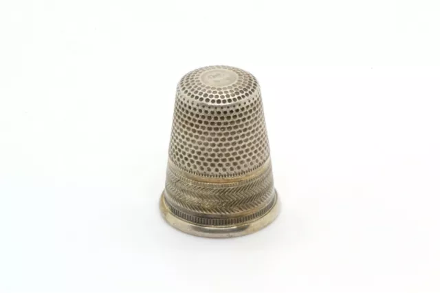 Edler Fingerhut 800 Silber klassisch Italien antique thimble silver italy Punze