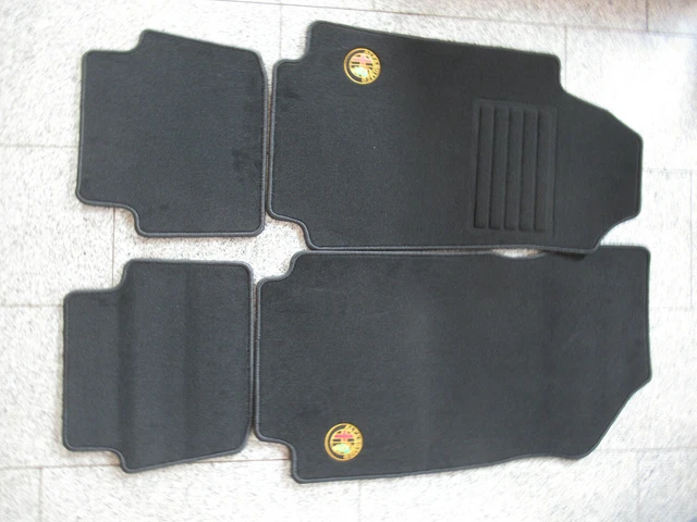 UNION Tappetini su misura realizzati per ALFA ROMEO ALFETTA 2000 in gomma Nero (ARA73