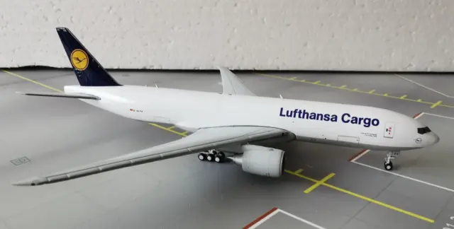 1:400 Boeing B777-200 F LUFTHANSA CARGO Gemini Jets GJDLH1364 mit OVP