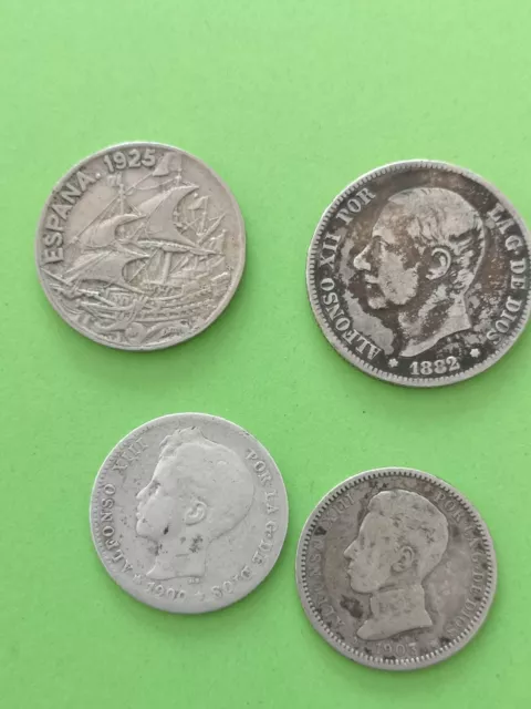 Lot de 4 pieces Espagne 25 centimos 1925, 2 Pesetas 1882, pesetas 1900 et 1903