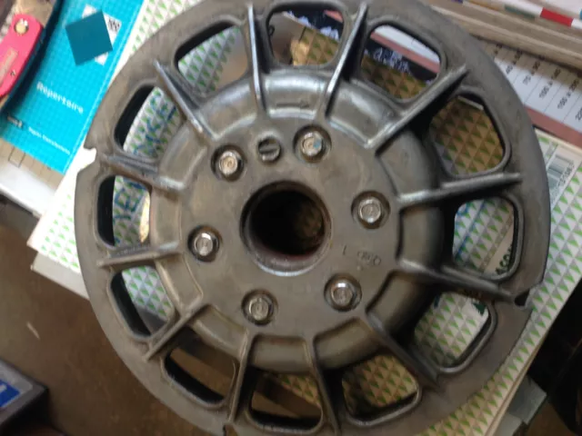 volant magnetique pour un bf 90 cv honda 4tps