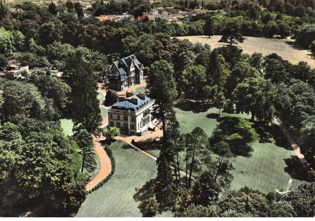 95 Montlignon Ak#Dc1015 Vue Aerienne Du Chateau Et Des Environs