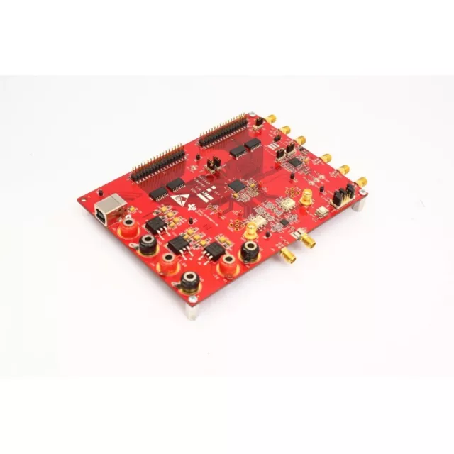 TEXAS INSTRUMENTS DAC5688 TSW3088 REV C evaluation module (B1027)