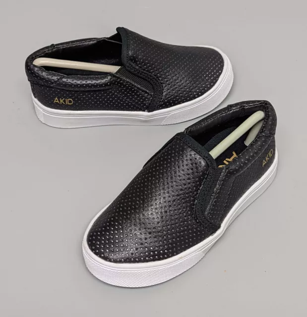 New Akid Brand Liv Black Perforated Slip-on Shoes Kids Size 8C 2