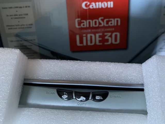 Canon F915900 / Scanner Canoscan LiDE 30 LED Indirect Exposure / Canon Solutions 3