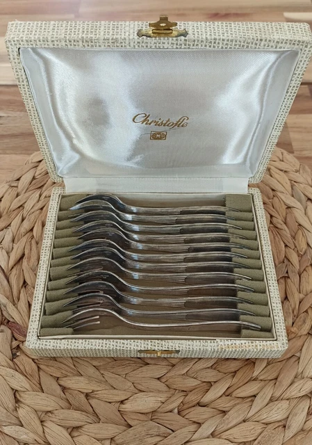Christofle, Alfénide - Cutlery set for 12 (37) - Christofle Rubans model - Silverplated - auction online
